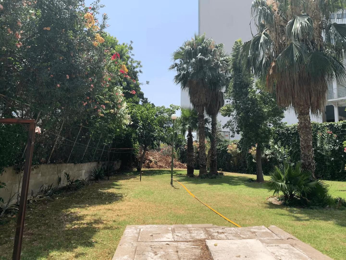 Appartement A Tanger Malabata Piscine Ouverte, Proche Plage * Tánger